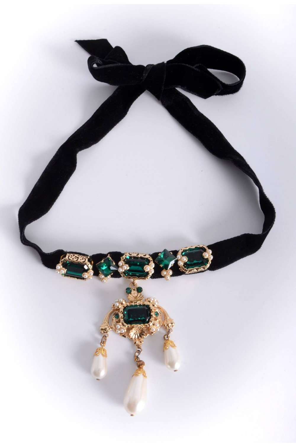 dolce and gabbana necklace womens